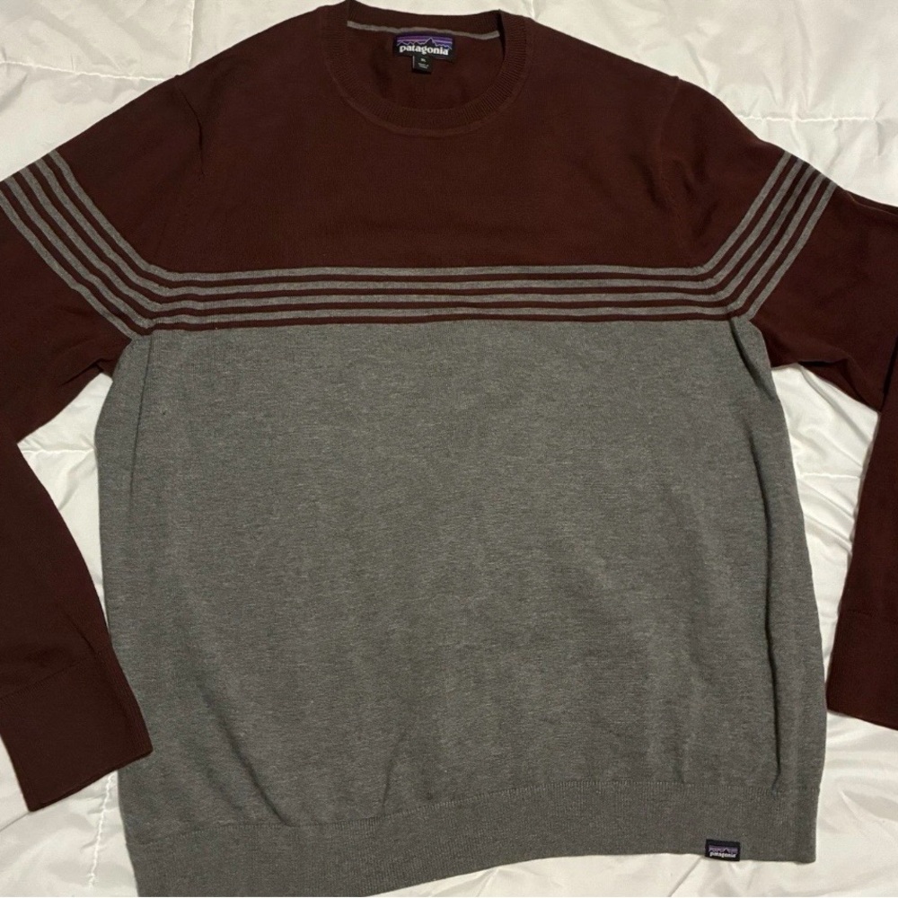 Patagonia Mens XL Organic Cotton Crew Sweater Gray Burgundy Stripe